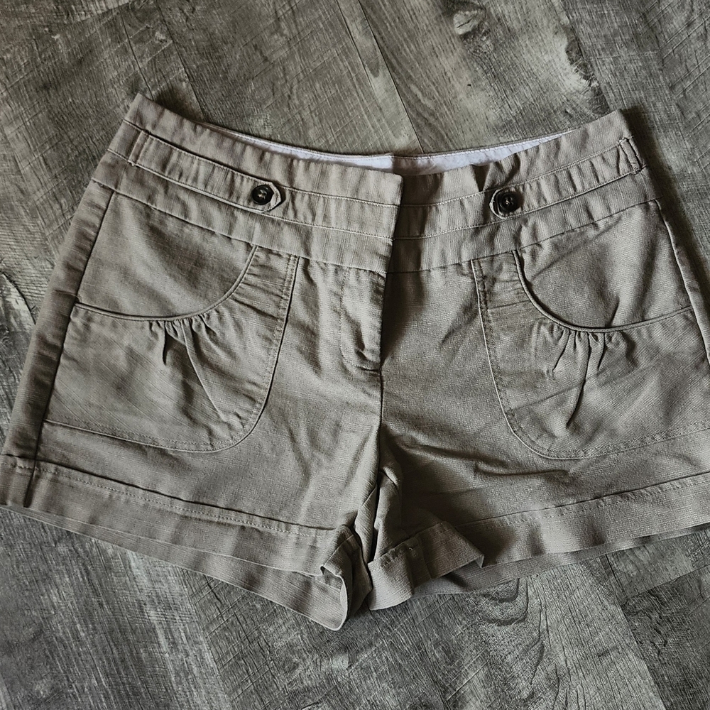Maurices Women's Cargo Shorts in Light Brown